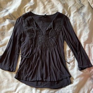 Dark purple/black classy top!